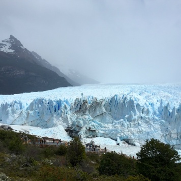 Perito-Moreno-Glacier-View-w-balcony-1377